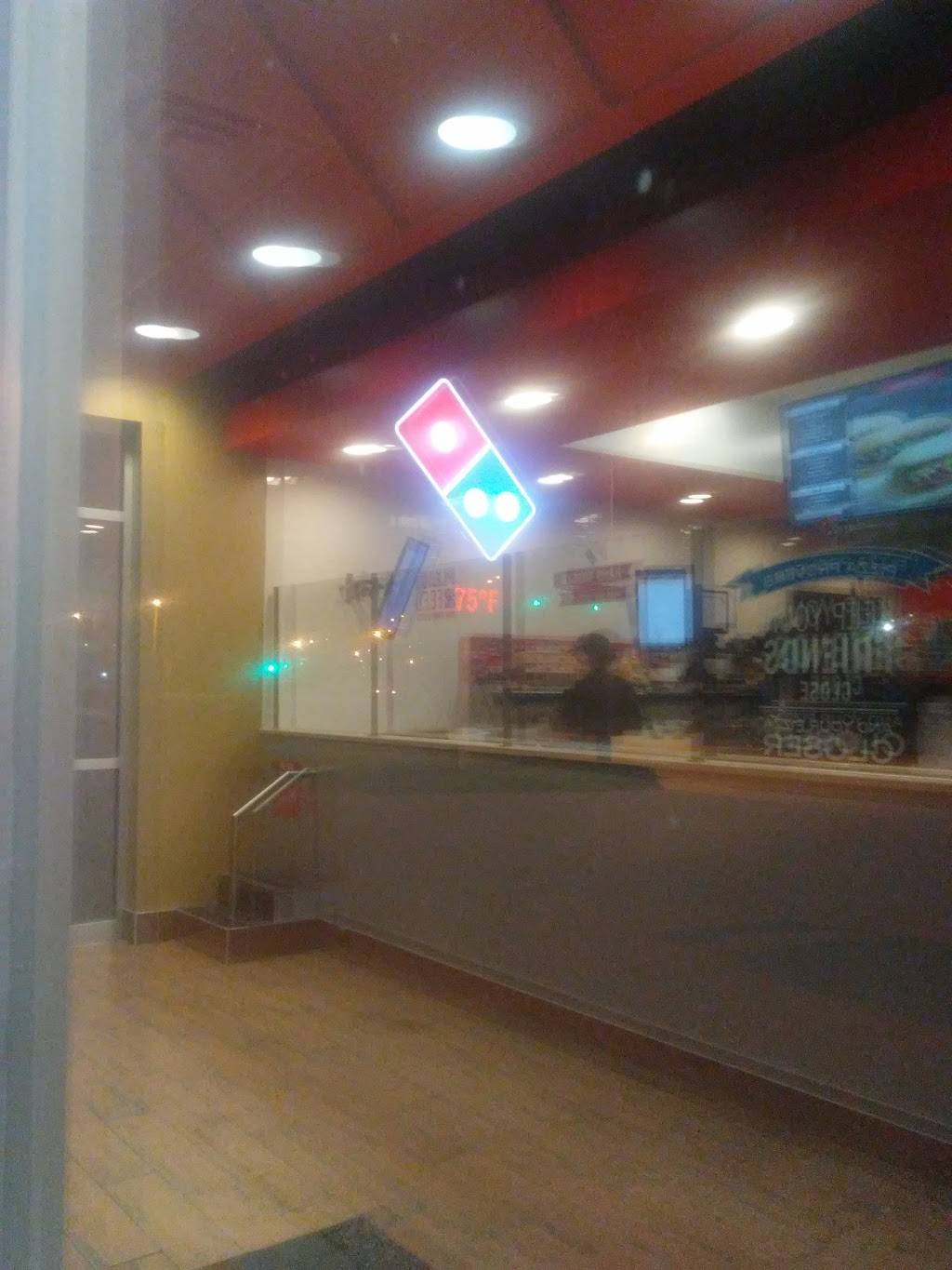 Dominos Pizza | meal delivery | 1948 E Eldorado St, Decatur, IL 62521, USA | 2174294155 OR +1 217-429-4155