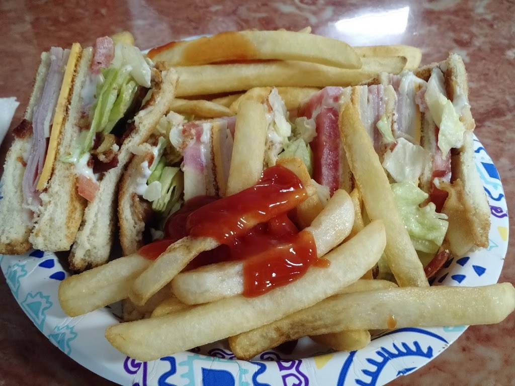 Village Drive In | restaurant | 276 George Washington Hwy, Charlotte Court House, VA 23923, USA | 4345424530 OR +1 434-542-4530