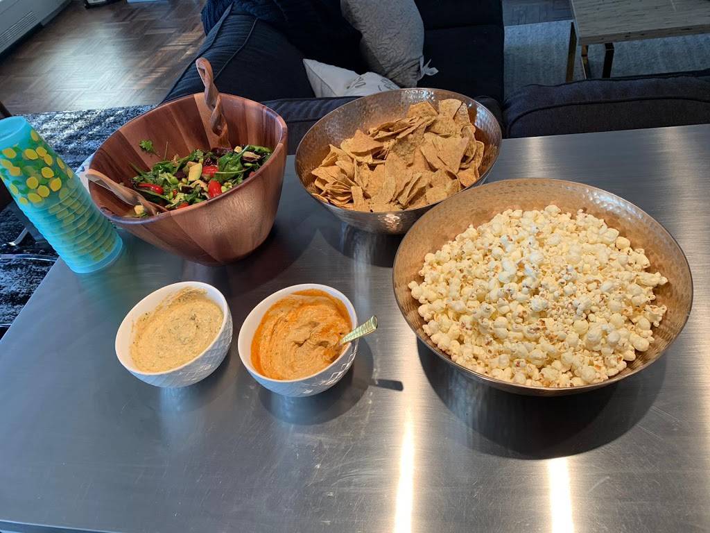 Caramels Ice Cream & Pizza | restaurant | 700 Reisterstown Rd, Pikesville, MD 21208, USA | 4104862365 OR +1 410-486-2365