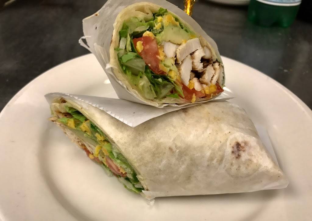 Luigis Family Restaurant | restaurant | 951 S Opdyke Rd, Auburn Hills, MI 48326, USA | 2487580100 OR +1 248-758-0100