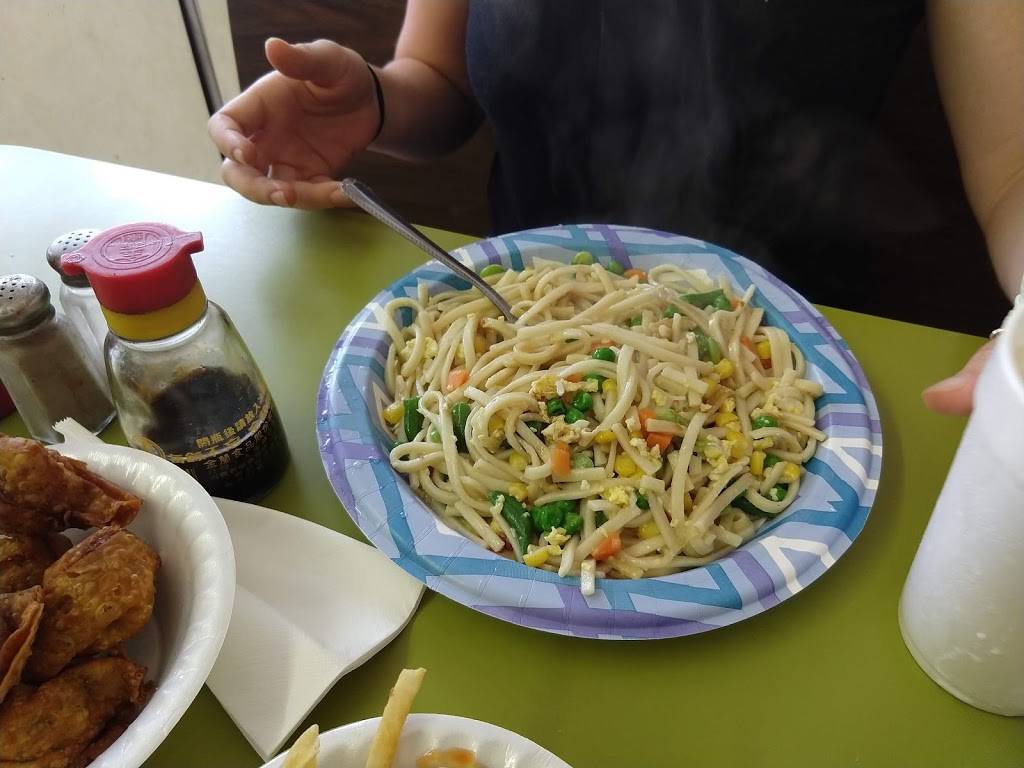 Lucky Boy Restaurant | restaurant | 3521 Constitution Ave NE, Albuquerque, NM 87106, USA | 5052682785 OR +1 505-268-2785