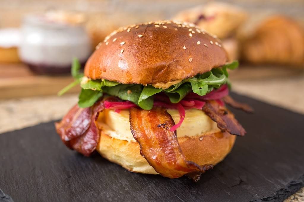 Floriole Cafe & Bakery | restaurant | 1220 W Webster Ave, Chicago, IL 60614, USA | 7738831313 OR +1 773-883-1313