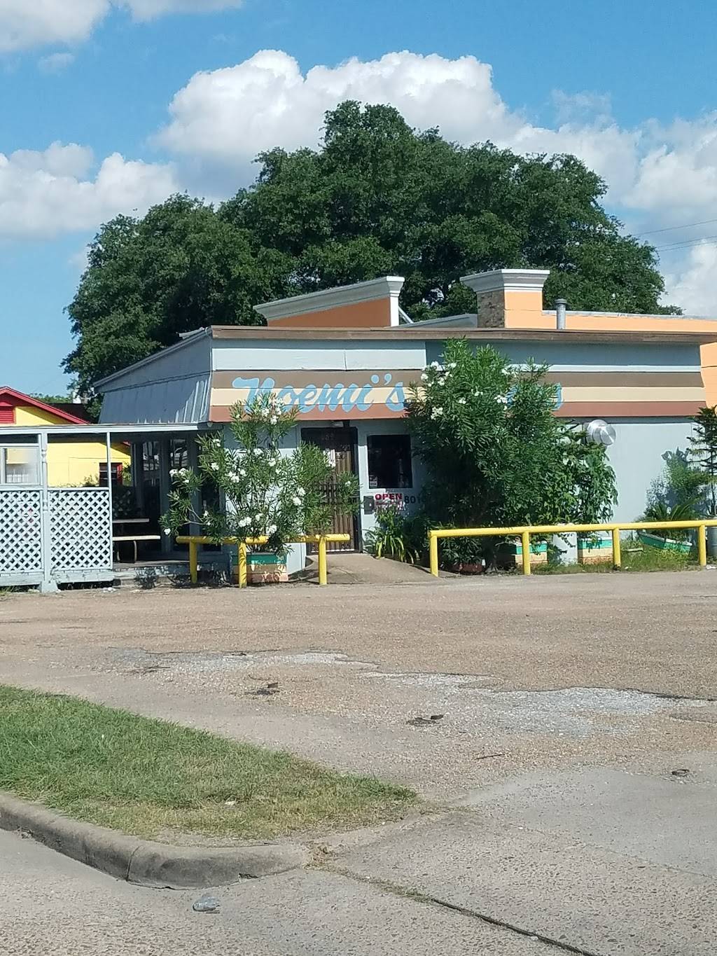 Noemis Tacos | restaurant | 8010 Park Pl Blvd, Houston, TX 77087, USA | 7136457907 OR +1 713-645-7907