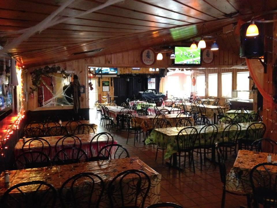 Bar de lEncan | restaurant | 110 Rue Georges, Gatineau, QC J8M 1A2, Canada | 8192816593 OR +1 819-281-6593