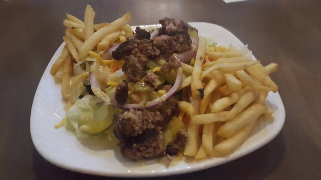 Crazy chicken sports grille | restaurant | 790 Arlington Ridge UNIT 100, Akron, OH 44312, USA | 3306452277 OR +1 330-645-2277