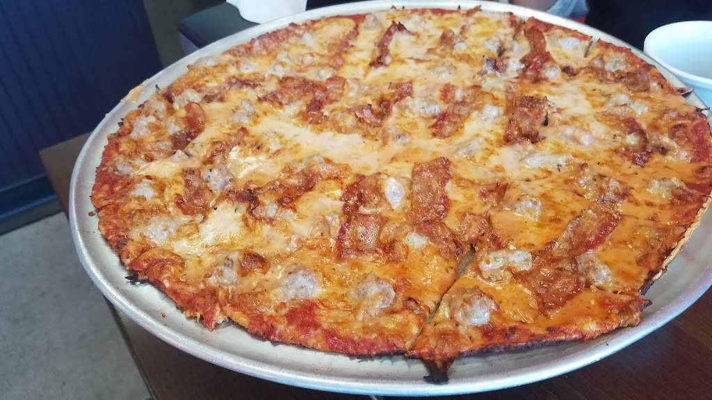 Imos Pizza | meal delivery | 552 Walmart Dr, Farmington, MO 63640, USA | 5737569100 OR +1 573-756-9100