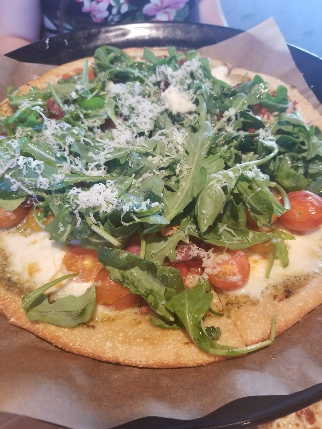 Boston Pizza | restaurant | 1070 Wilson St W, Ancaster, ON L9G 3K9, Canada | 9056481313 OR +1 905-648-1313