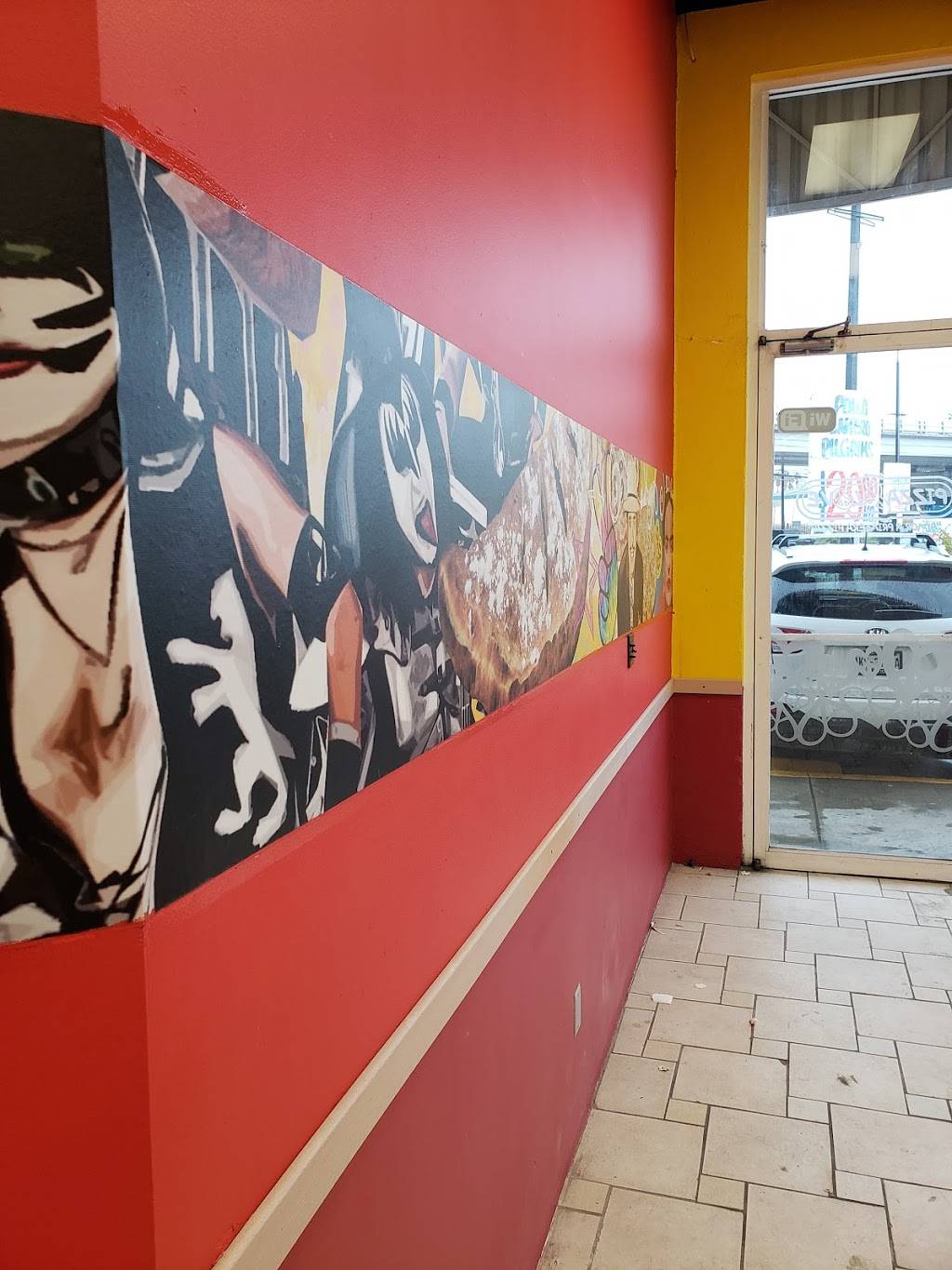 Pizza&Love Otay Gato Bronco | restaurant | Blvd Industrial 18663 esquina con Lopez Portillo Otay Seccion, Tecnológico, 22454 Tijuana, B.C., Mexico | 016646085555 OR +52 664 608 5555