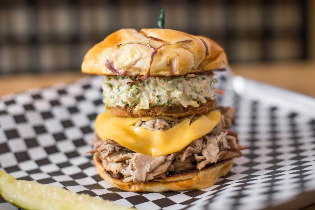 Sandwiched Chicago | restaurant | 1863 N Clybourn Ave, Chicago, IL 60614, USA | 3126430705 OR +1 312-643-0705