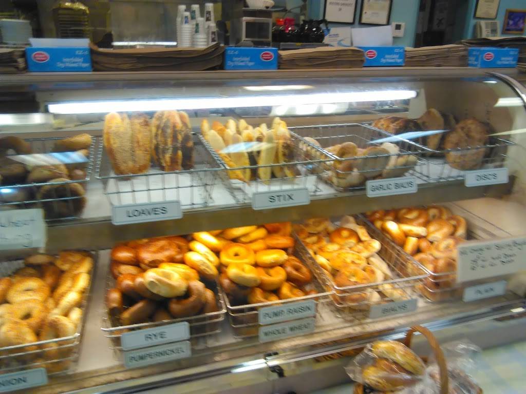 Bagels & | restaurant | 6613 W Boynton Beach Blvd, Boynton Beach, FL 33437, USA | 5617329595 OR +1 561-732-9595