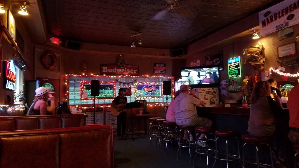 Jamestown Tavern | restaurant | 902 W Main St, Lakeside Marblehead, OH 43440, USA | 4197985615 OR +1 419-798-5615