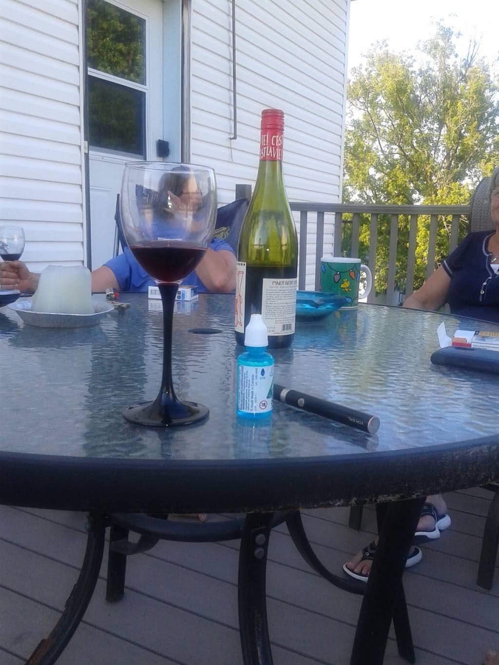 Bistrot caserne 409 | restaurant | 409 Boulevard Marie Victorin, Kingsey Falls, QC J0A 1B0, Canada | 8193639400 OR +1 819-363-9400