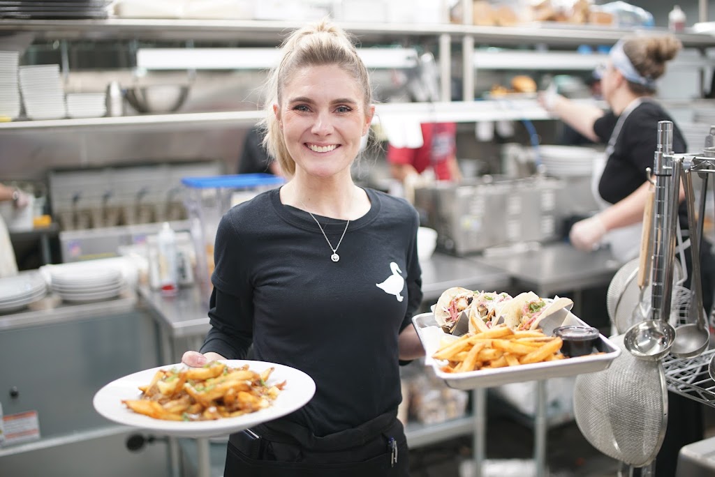 The White Duck Brew Pub | restaurant | 2527 US-202, Winthrop, ME 04364, USA | 2073955263 OR +1 207-395-5263