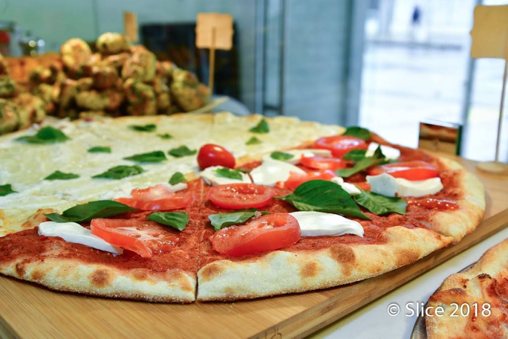 Gotta Getta Pizza | restaurant | 1735 Townsend Ave Store A, Bronx, NY 10453, USA | 3477322200 OR +1 347-732-2200