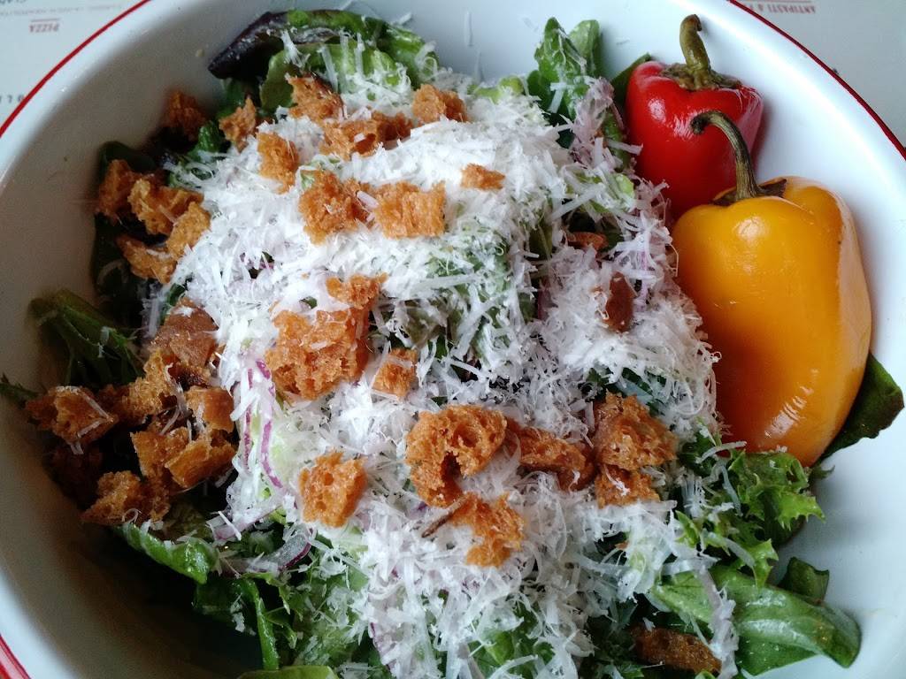 Bennys Big Time Pizzeria | restaurant | 206 Greenfield St, Wilmington, NC 28401, USA | 9105502525 OR +1 910-550-2525