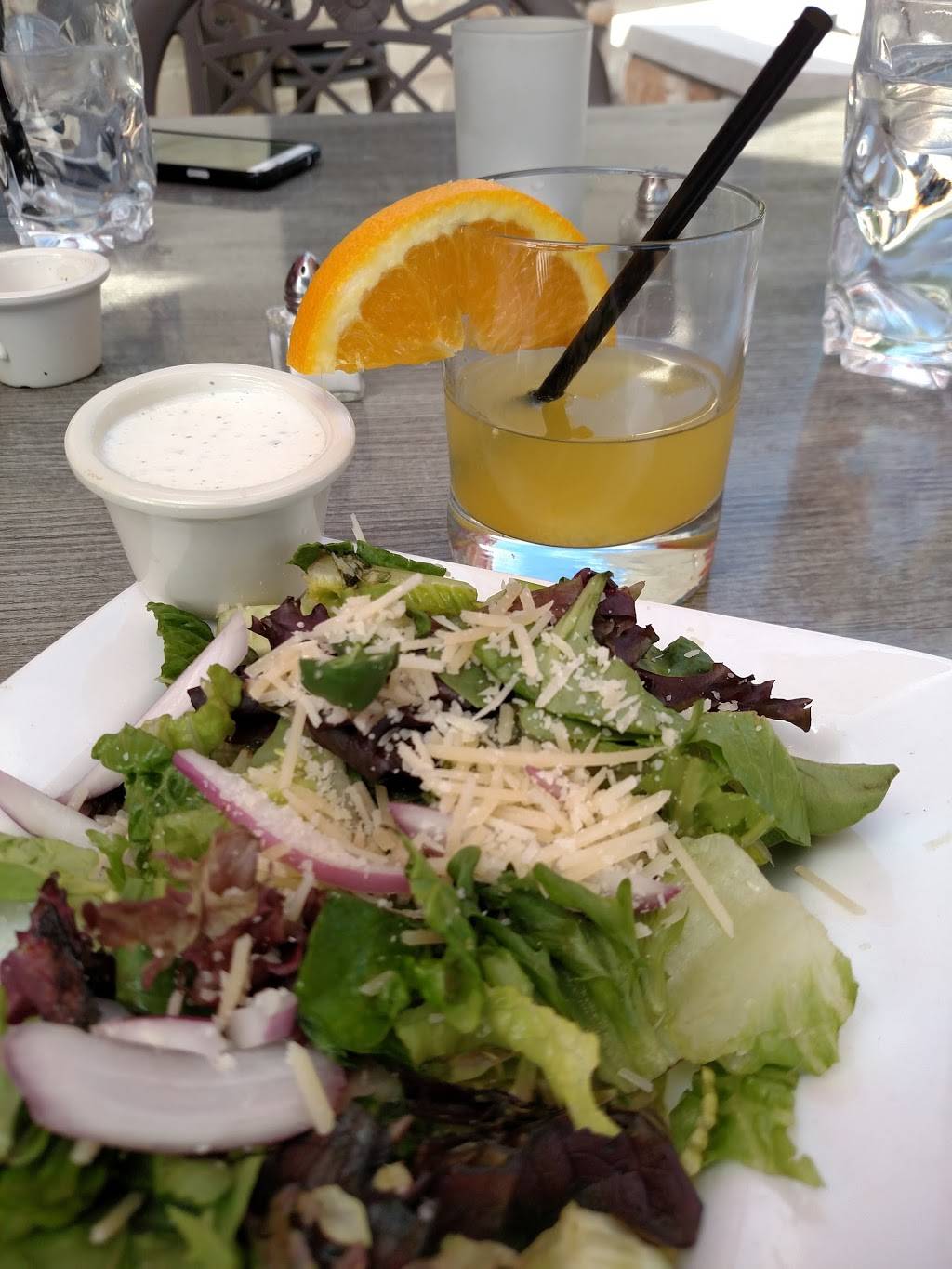 La Vita Bistro | meal takeaway | 102 S Howell St, Pinckney, MI 48169, USA | 7348781111 OR +1 734-878-1111