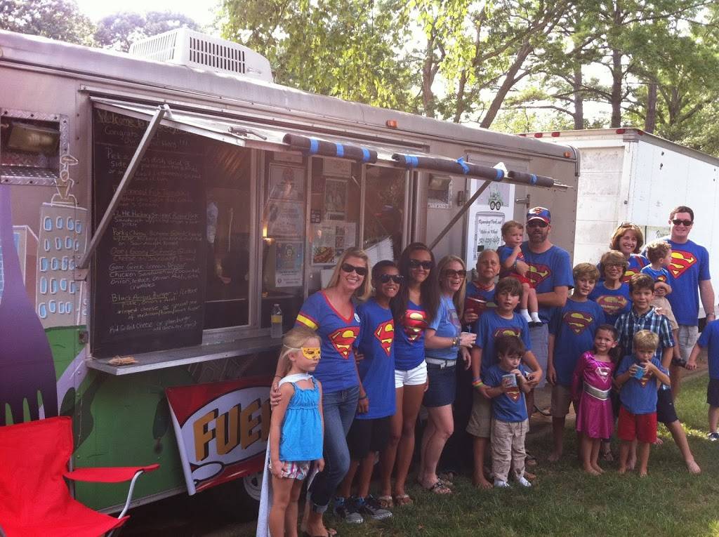 Roaming Fork "Bistro on Wheels" Best Charlotte Food Truck | restaurant | 401 Hawthorne Ln, Charlotte, NC 28204, USA | 9803499868 OR +1 980-349-9868