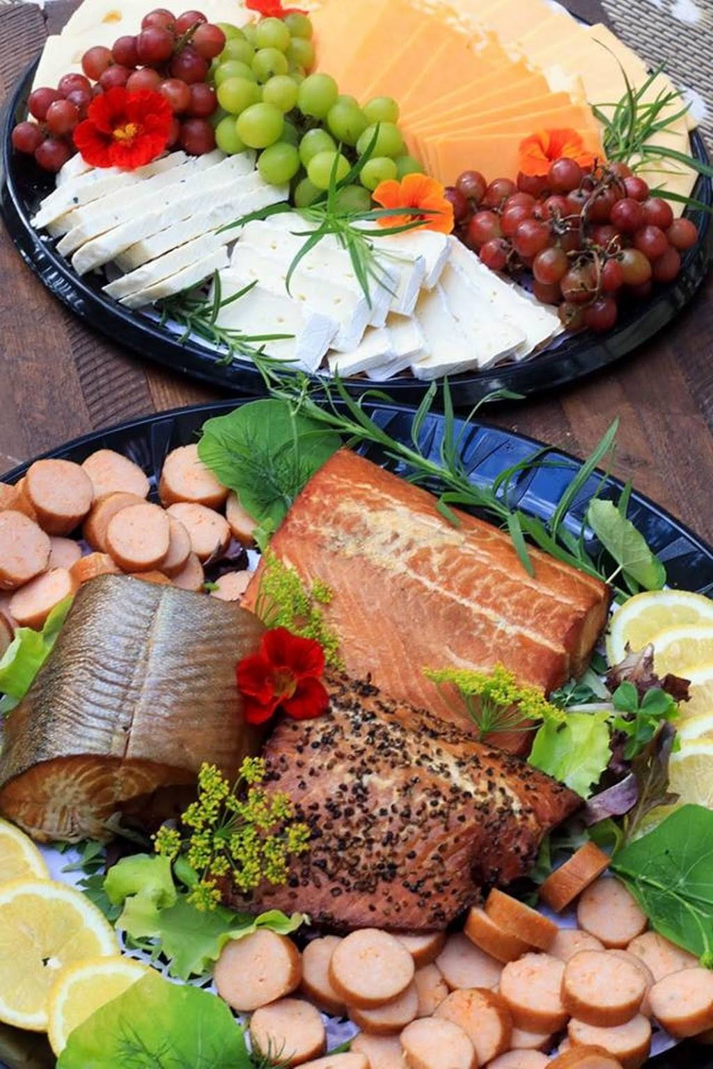 Port City Smokehouse | restaurant | 1000 Main St, Frankfort, MI 49635, USA | 2313529192 OR +1 231-352-9192