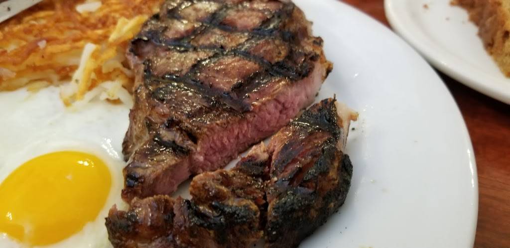 Village Grill | restaurant | 4075 Evergreen Village Square #120, San Jose, CA 95135, USA | 4082701000 OR +1 408-270-1000