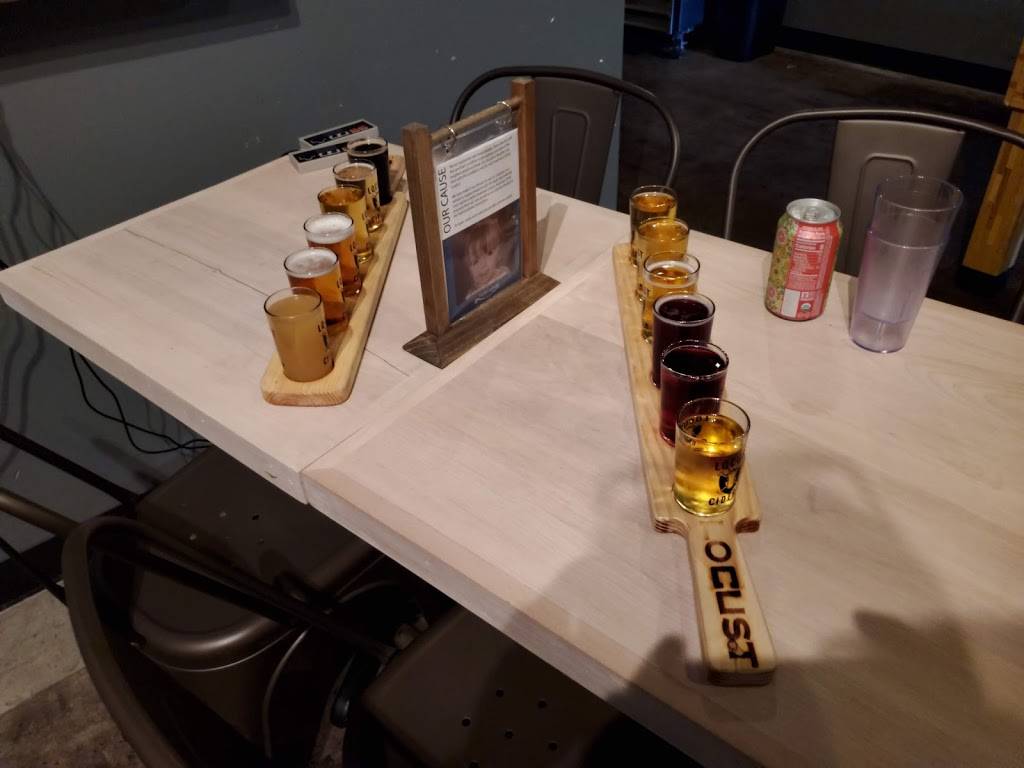 Locust Cider & Brewing Tacoma | restaurant | 2805 6th Ave, Tacoma, WA 98406, USA | 2064945968 OR +1 206-494-5968