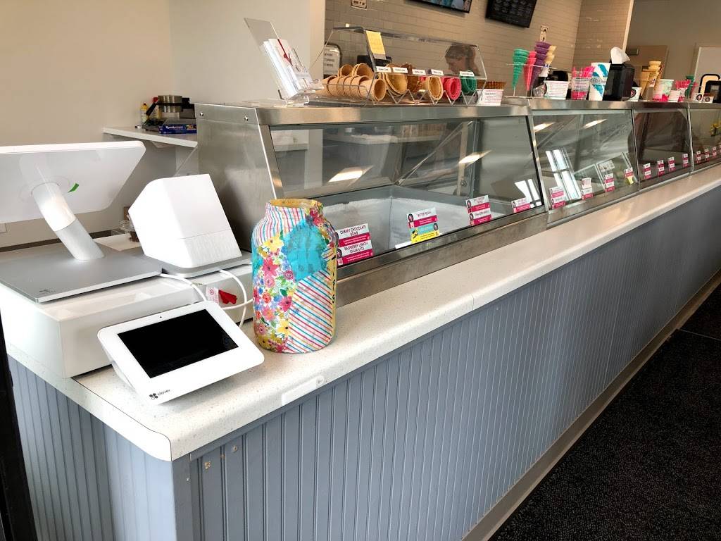 Cross Plains Creamery | restaurant | 1820 Main St, Cross Plains, WI 53528, USA | 6087980238 OR +1 608-798-0238