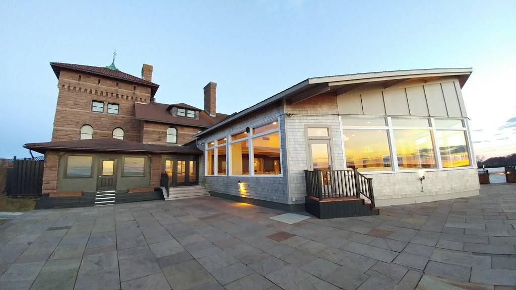 Safari Room Restaurant | restaurant | 65 Ridge Rd, Newport, RI 02840, USA | 4018494873 OR +1 401-849-4873