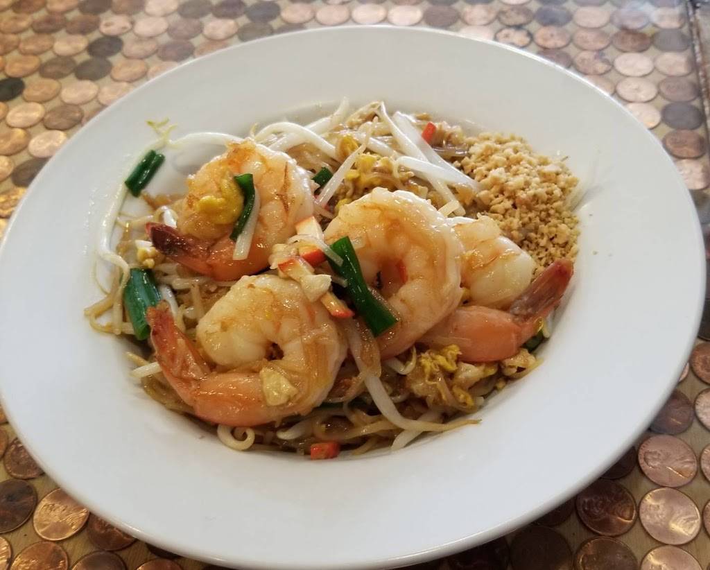 Sweet Basil Thai Cuisine | restaurant | 24 W Main St, Berryville, VA 22611, USA | 5409556234 OR +1 540-955-6234