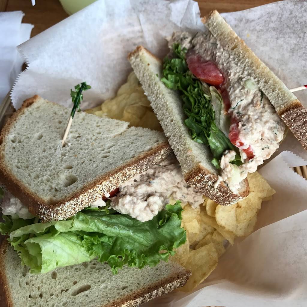 The Hidden Oak Café | cafe | 440 Montauk Hwy, Great River, NY 11739, USA | 6312773895 OR +1 631-277-3895