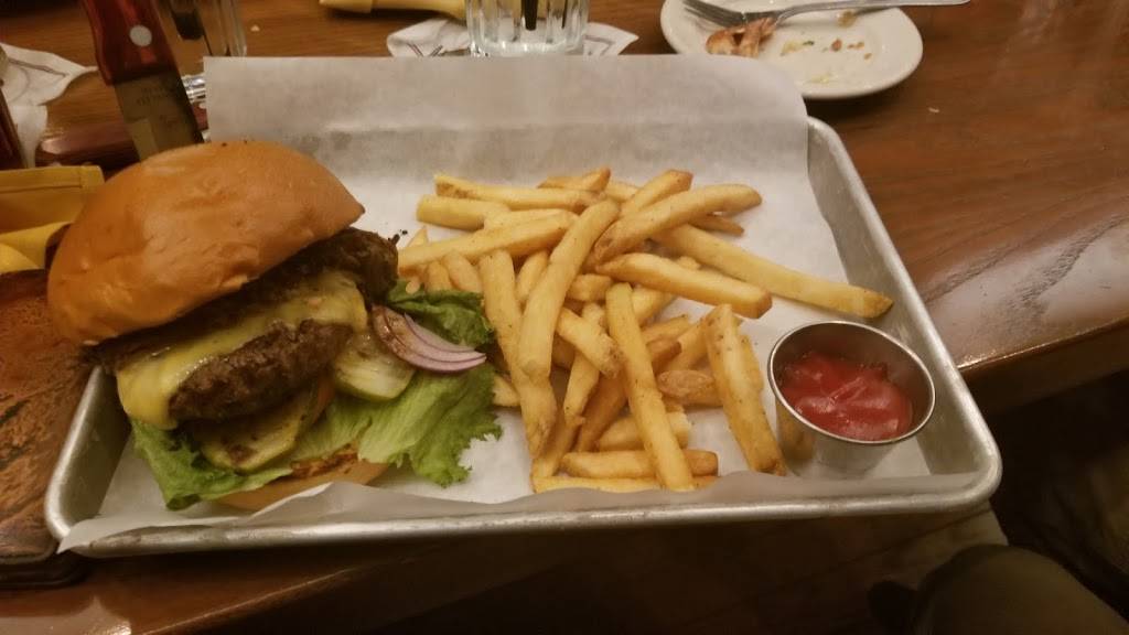 Reno Reds Steakhouse | restaurant | 304 US-377, Roanoke, TX 76262, USA | 8174914855 OR +1 817-491-4855