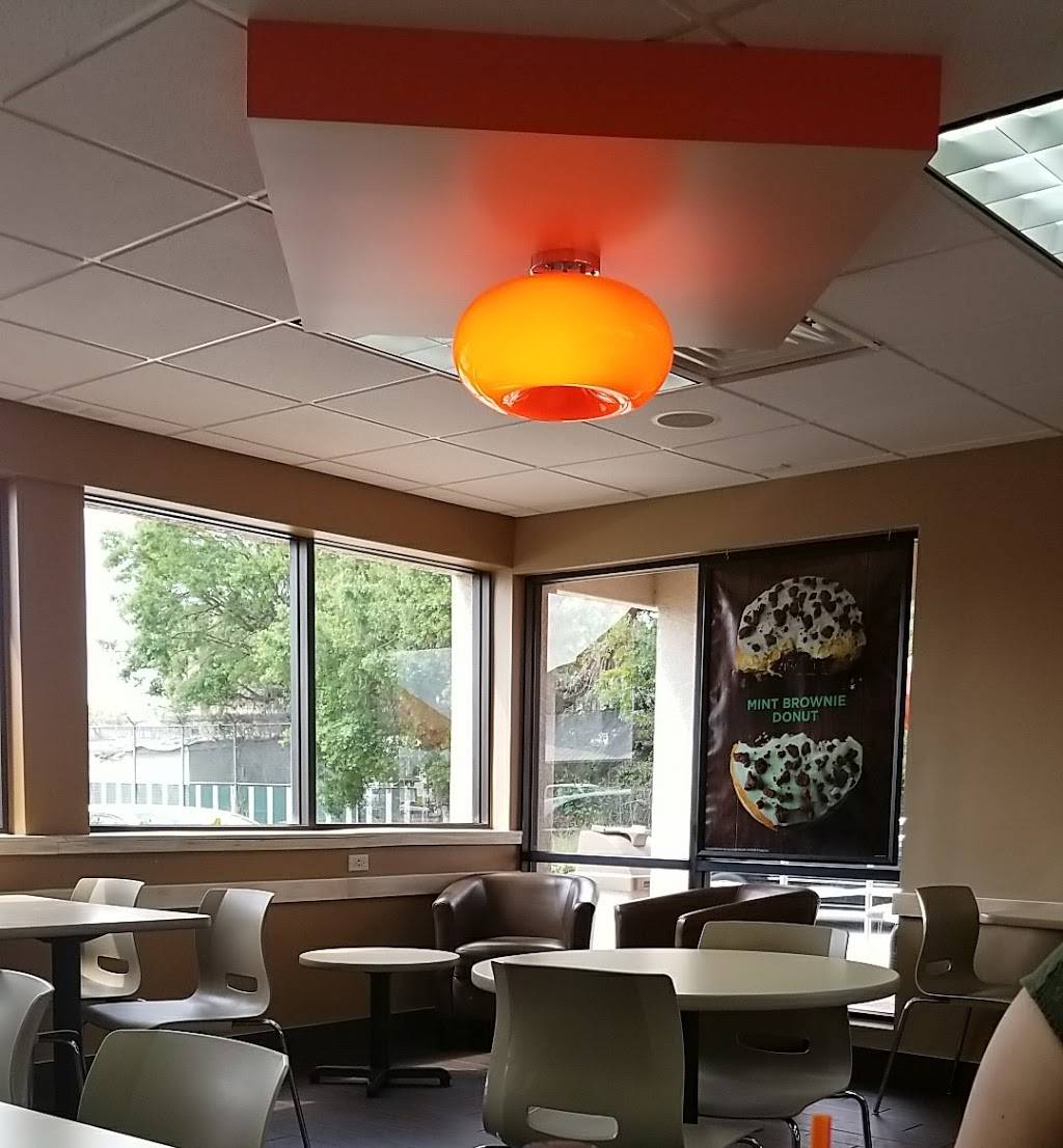 Dunkin | bakery | 31 S Lee St, LaBelle, FL 33935, USA | 8636741166 OR +1 863-674-1166