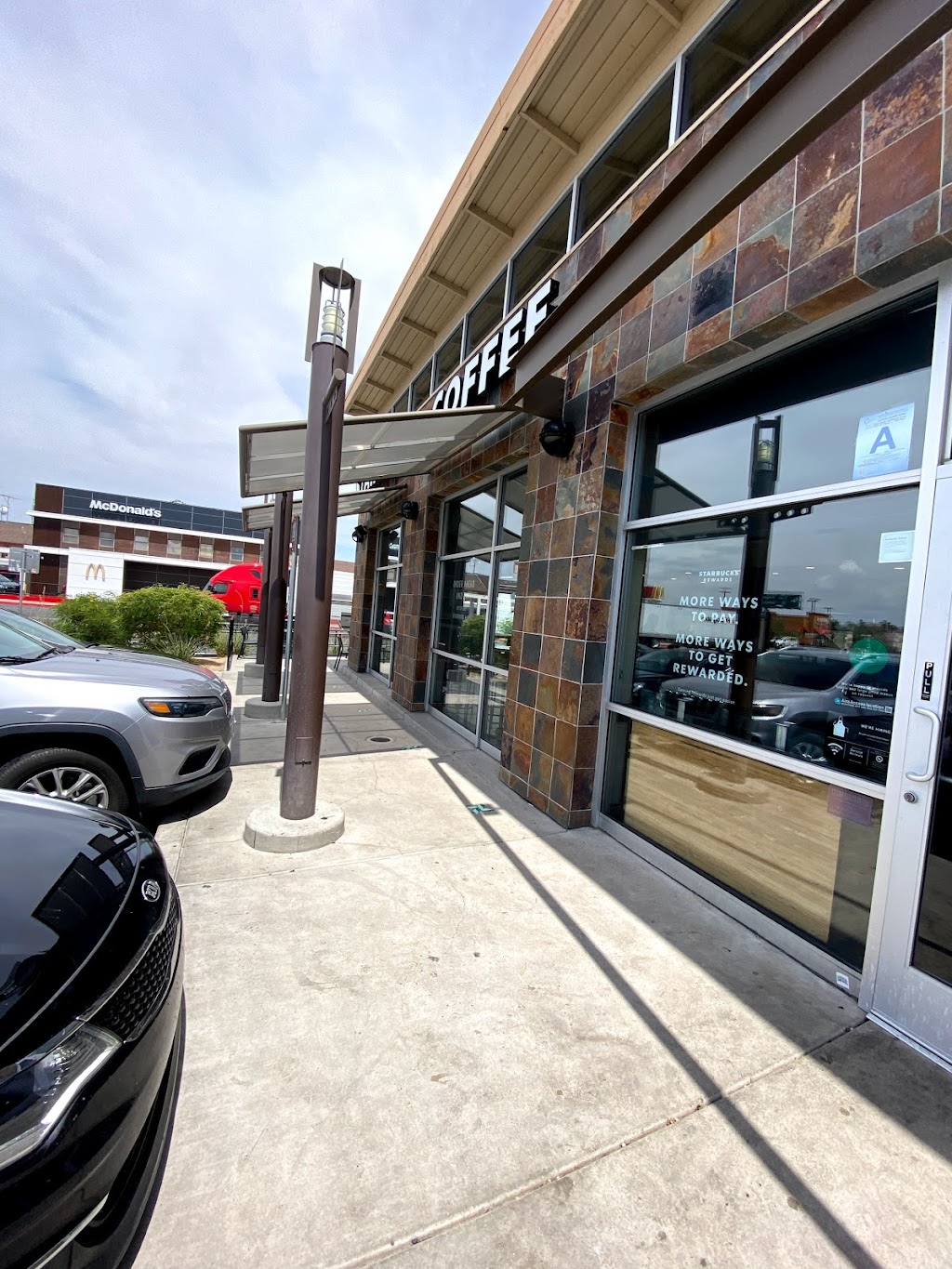 Starbucks | cafe | 1620 E Main St, Barstow, CA 92311, USA | 7602551604 OR +1 760-255-1604