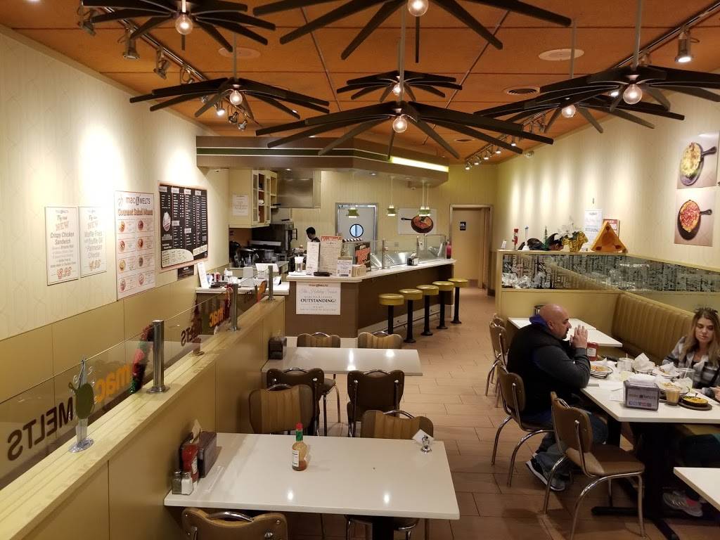 Mac & Melts | restaurant | 684 Stewart Ave, Garden City, NY 11530, USA | 5162469610 OR +1 516-246-9610
