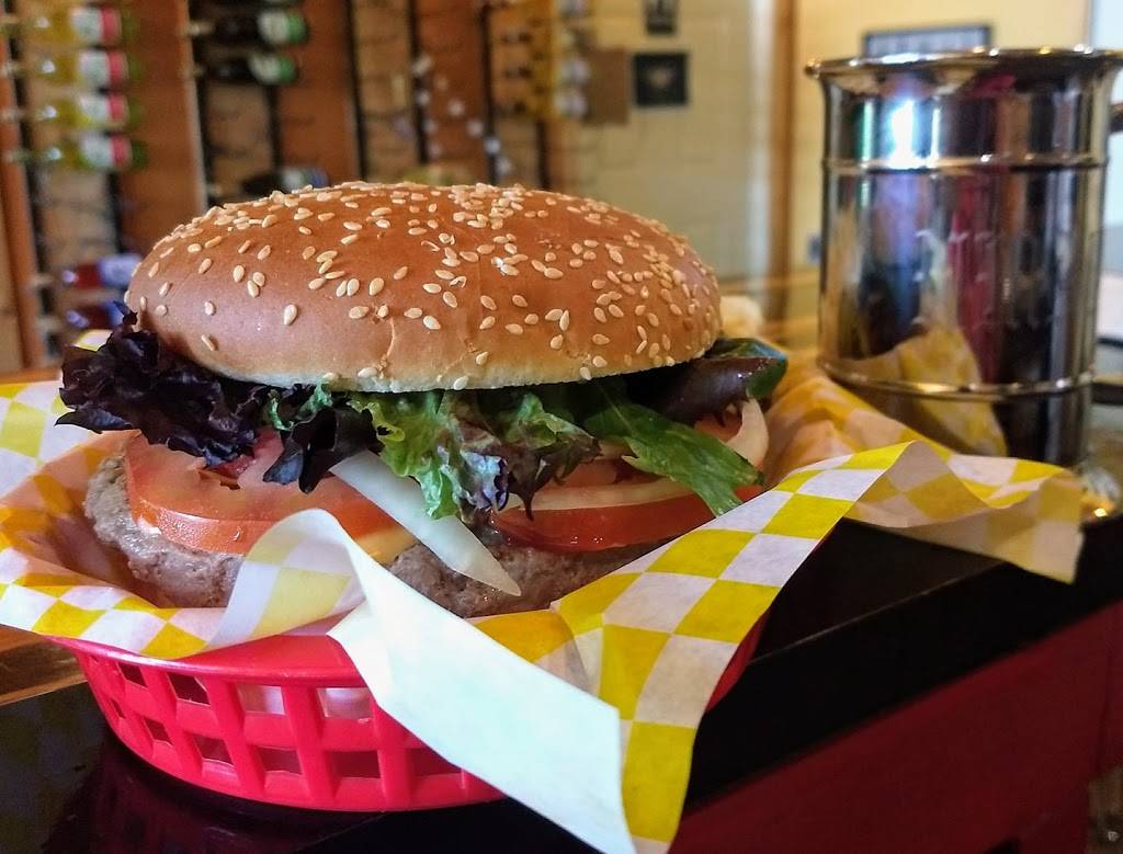 Five Sons Winery and RG Brewery | restaurant | 1360 W Sweden Rd, Brockport, NY 14420, USA | 5853913569 OR +1 585-391-3569