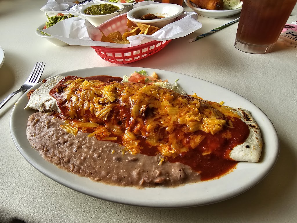 Mary & Titos Cafe | restaurant | 2711 4th St NW, Albuquerque, NM 87107, USA | 5053446266 OR +1 505-344-6266