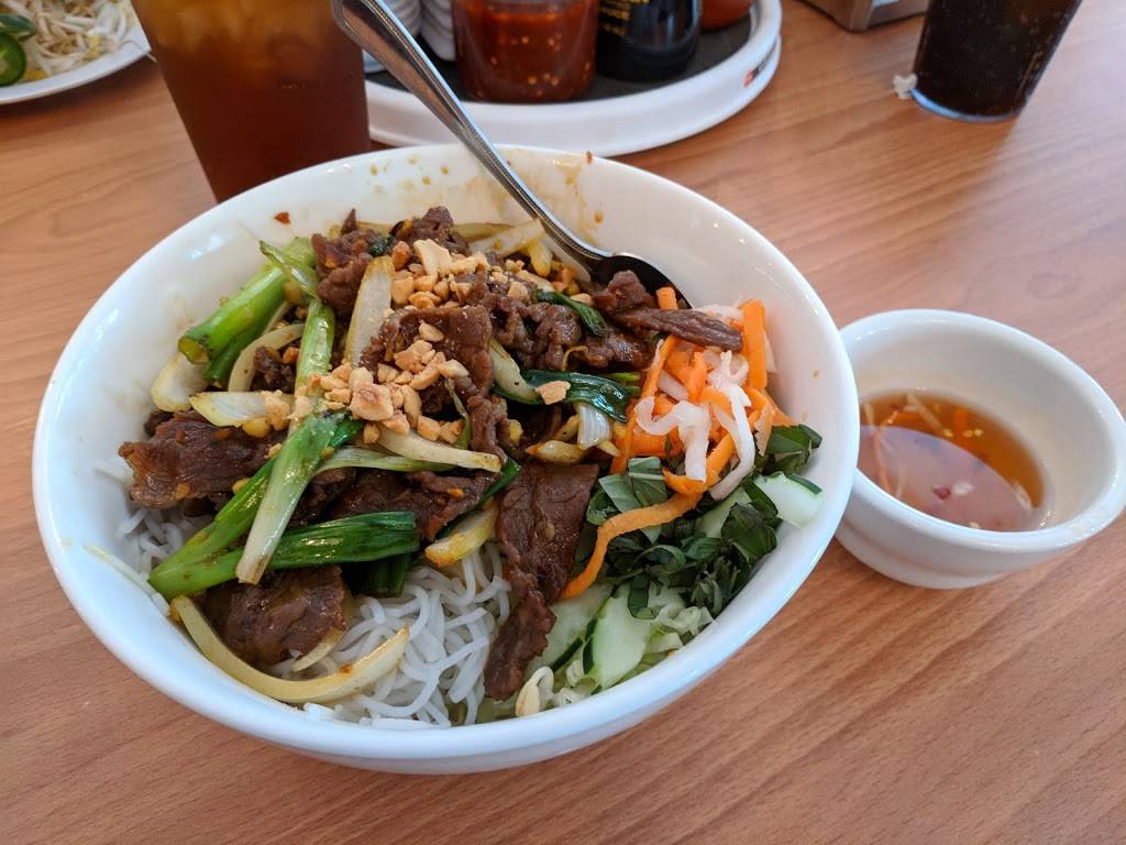 Saigon Noodle and Grill | restaurant | 101 N Bumby Ave, Orlando, FL 32803, USA | 4075327373 OR +1 407-532-7373