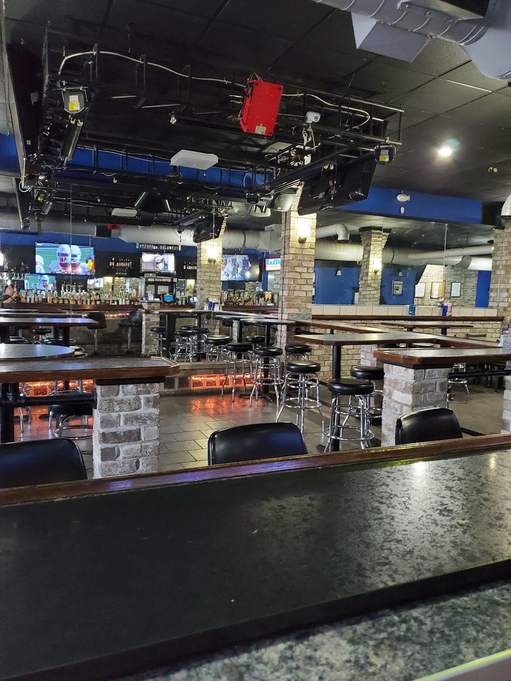 Downriver Bar and Grill | restaurant | 3904 W Jefferson Ave, Ecorse, MI 48229, USA | 3134386548 OR +1 313-438-6548