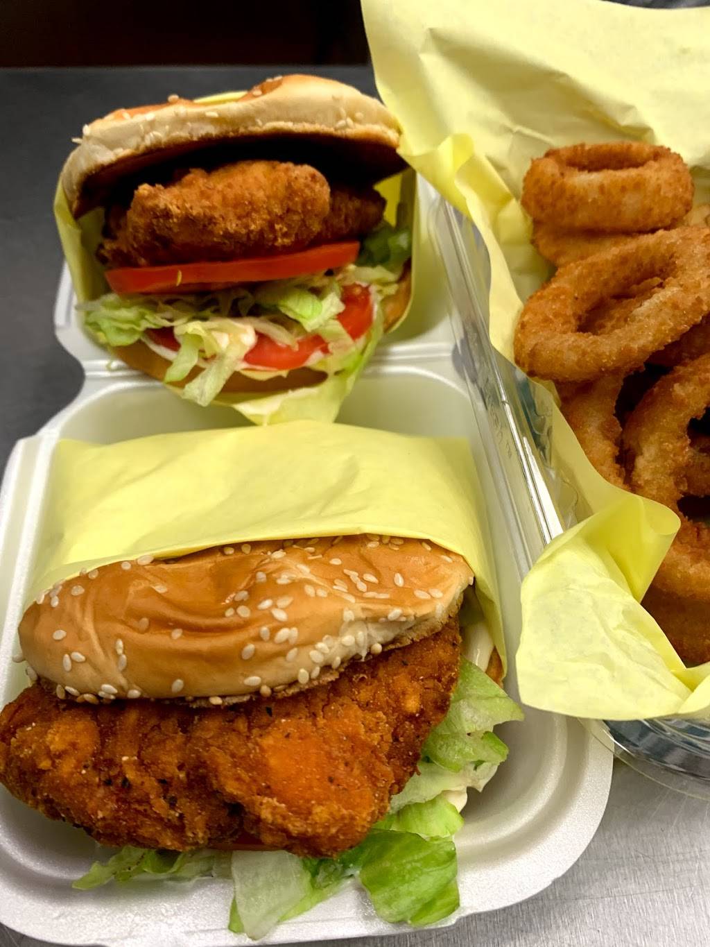 The burger joint | restaurant | 2459 N 10th Ave, Hanford, CA 93230, USA | 5596703986 OR +1 559-670-3986