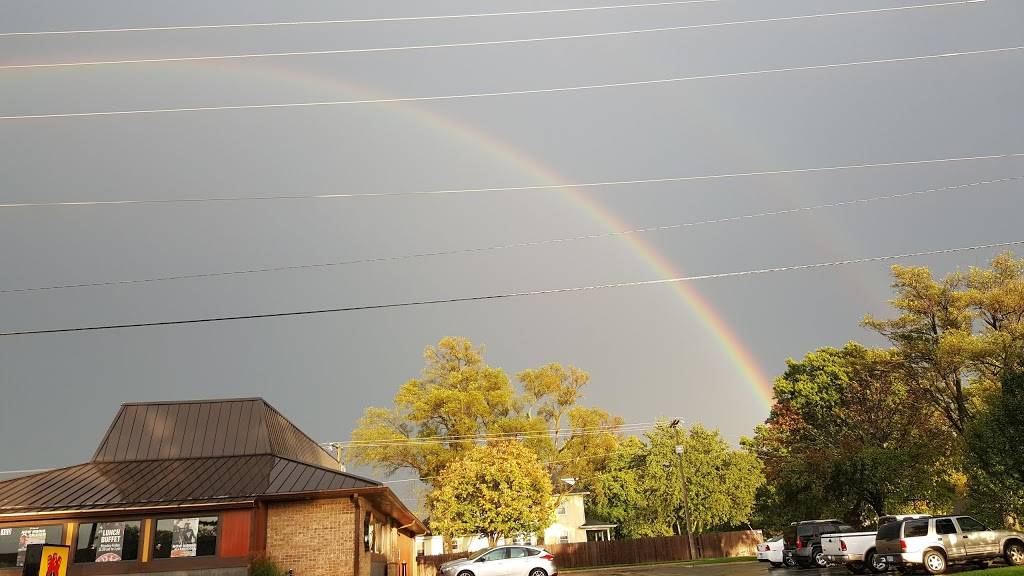 Pizza Hut | meal delivery | 180 S Parker St, Olathe, KS 66061, USA | 9137826633 OR +1 913-782-6633