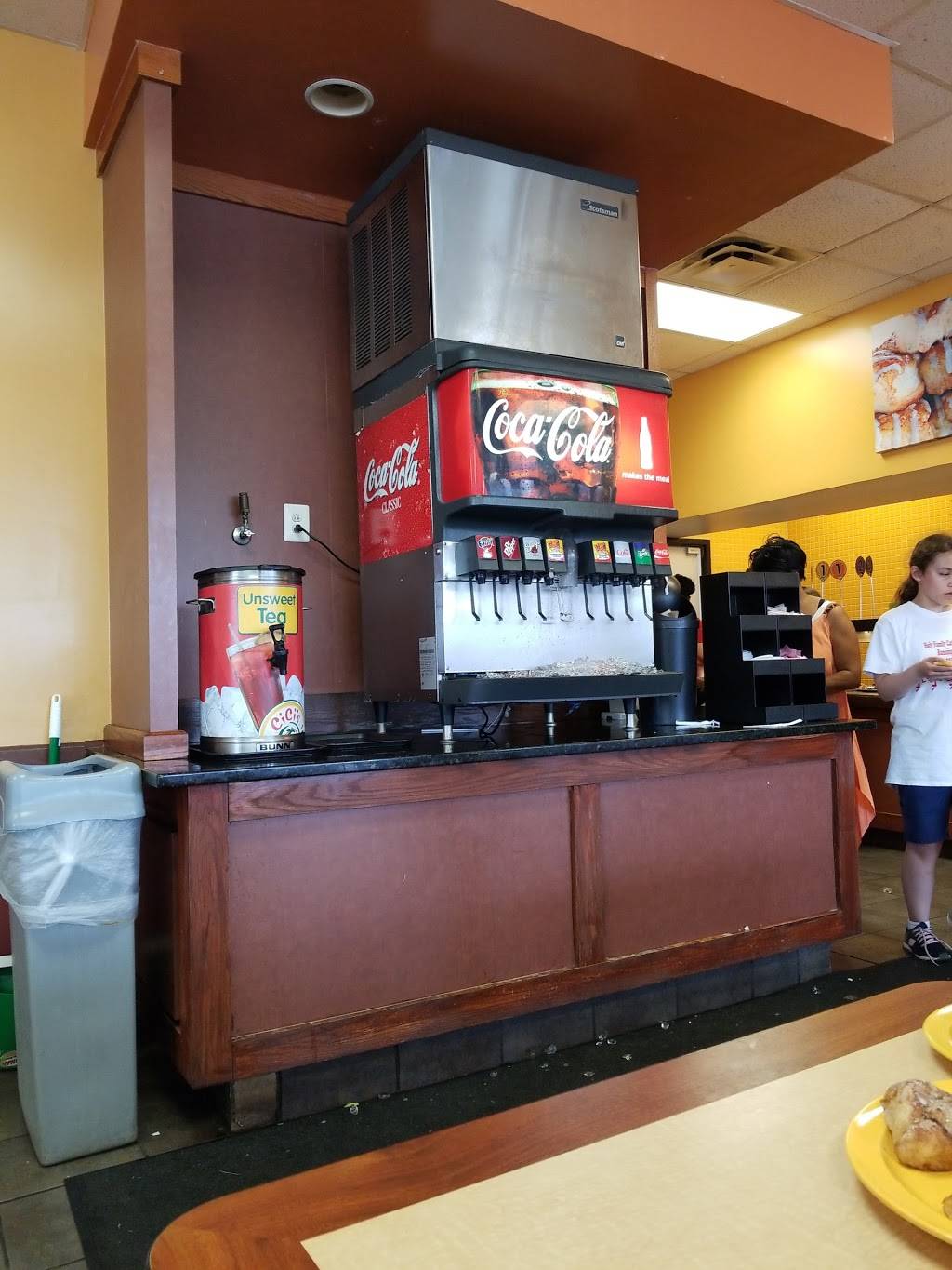 Cicis | restaurant | 13600 Foulger Square Bldg F, Woodbridge, VA 22192, USA | 7035809383 OR +1 703-580-9383