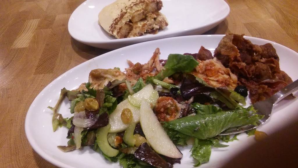 Cattivella | restaurant | 10195, 80238 E 29th Dr Suite 110, Denver, CO 80238, USA | 3036453779 OR +1 303-645-3779