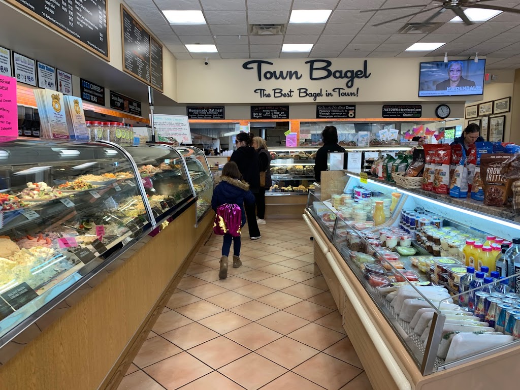 Town Bagel | bakery | 2729 Merrick Rd, Bellmore, NY 11710, USA | 5167858986 OR +1 516-785-8986