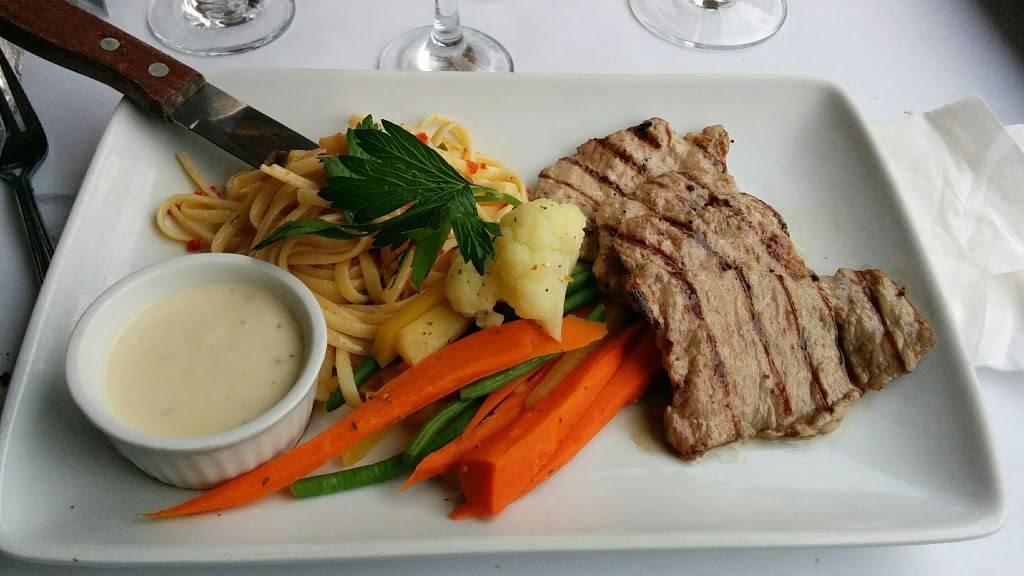 Chez Milot | restaurant | 958 Rue Valiquette, Sainte-Adèle, QC J8B 2M3, Canada | 4502292838 OR +1 450-229-2838