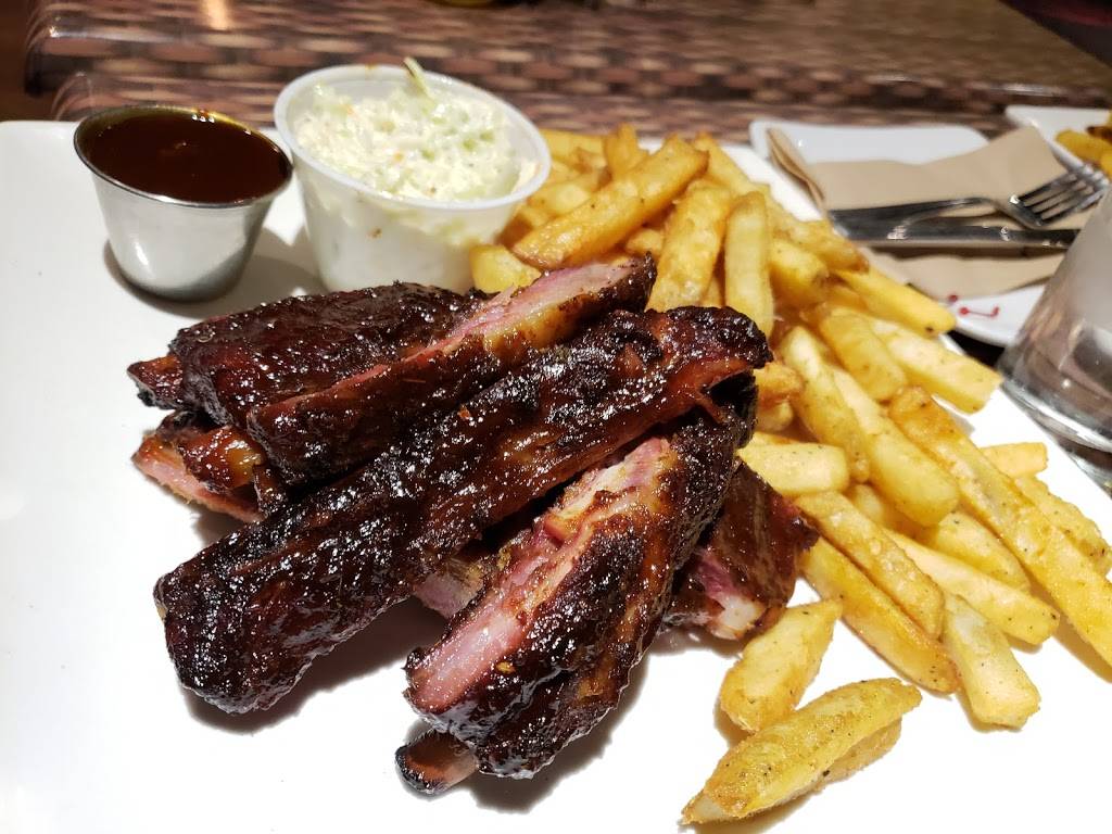 Robbies Smokehouse & Burger Bar | restaurant | 1569 QC-138, Kahnawake, QC J0L 1B0, Canada | 4506325050 OR +1 450-632-5050