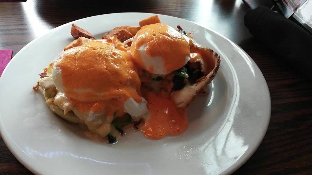 Greenside Grill | restaurant | 1422 Cambridge Rd, Honey Brook, PA 19344, USA | 6102730207 OR +1 610-273-0207