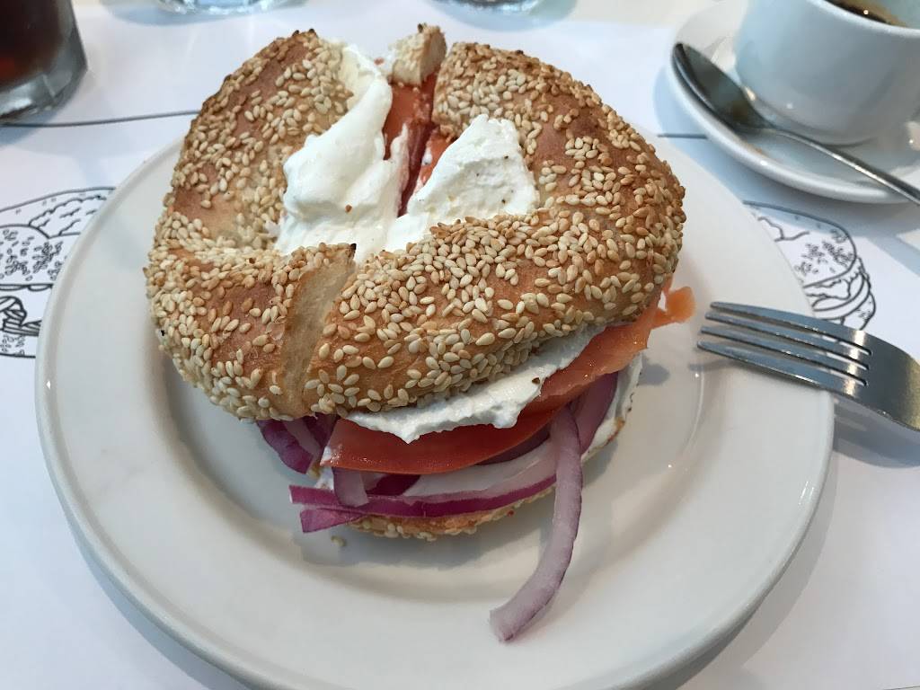 Beautys Restaurant | restaurant | 93 Avenue du Mont-Royal O, Montréal, QC H2T 2S5, Canada | 5148498883 OR +1 514-849-8883