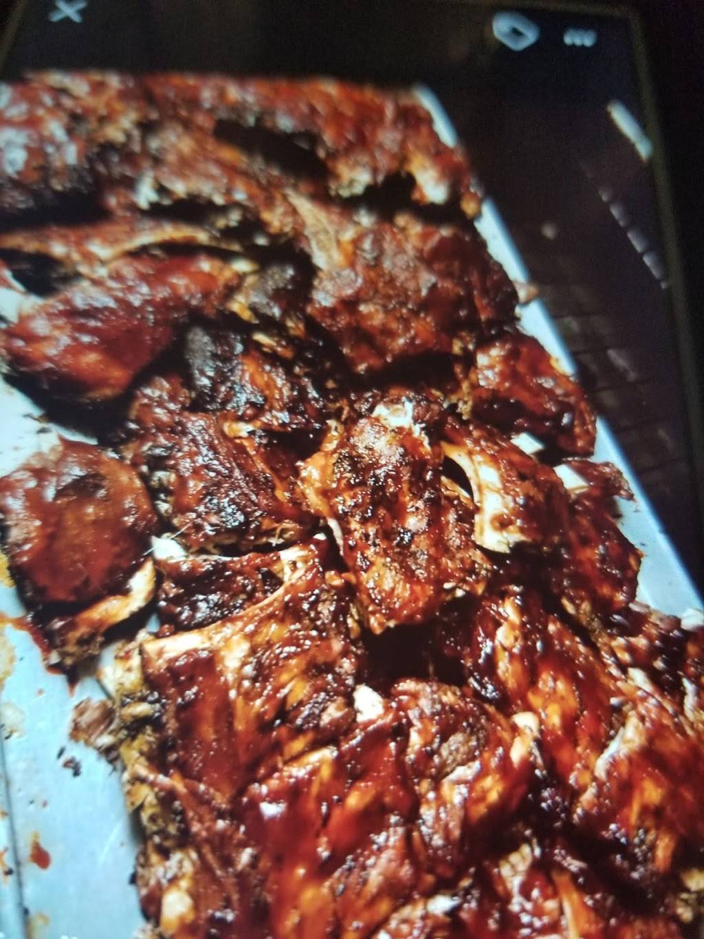 Cissna Park Family Restaurant | restaurant | 104 N 2nd St, Cissna Park, IL 60924, USA | 8154572994 OR +1 815-457-2994