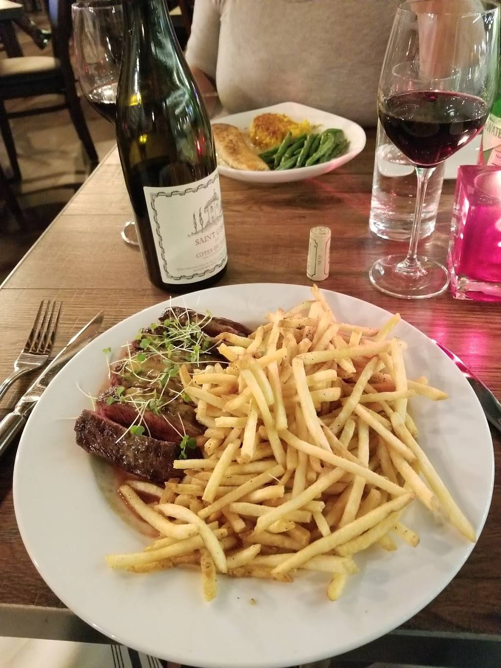 Vino Bistro | restaurant | 1605 Village Market Boulevard Southeast Suite 100, Leesburg, VA 20175, USA | 5712912520 OR +1 571-291-2520