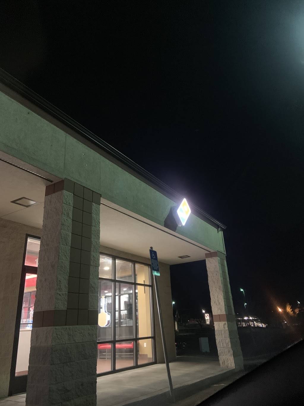 Dominos Pizza | meal delivery | 5680 Commercial St SE #100, Salem, OR 97306, USA | 9715992208 OR +1 971-599-2208