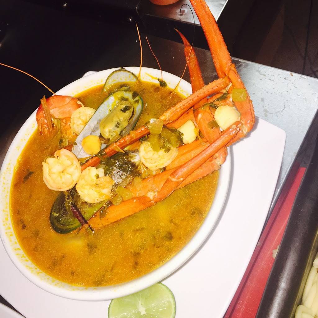 Centro America Restaurant | restaurant | 6135 W Sahara Ave #6, Las Vegas, NV 89146, USA | 7026447300 OR +1 702-644-7300