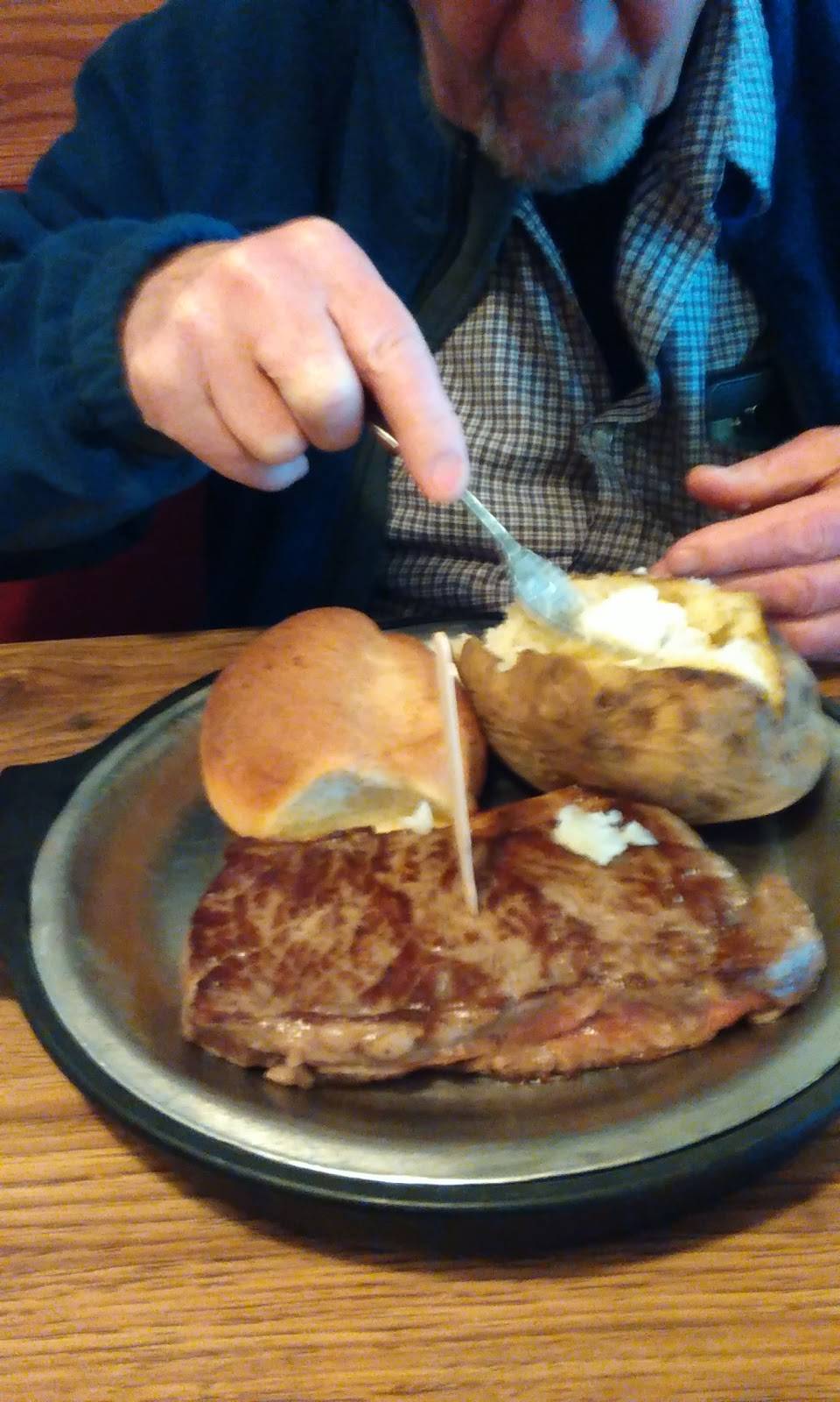 Western Sizzlin Steakhouse | restaurant | 17567 York Rd, Hagerstown, MD 21740, USA | 3017917560 OR +1 301-791-7560